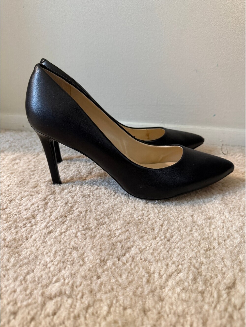 Nine West Etta Black Leather Pointed Toe Stiletto Heels 9.5 Elegant Professional